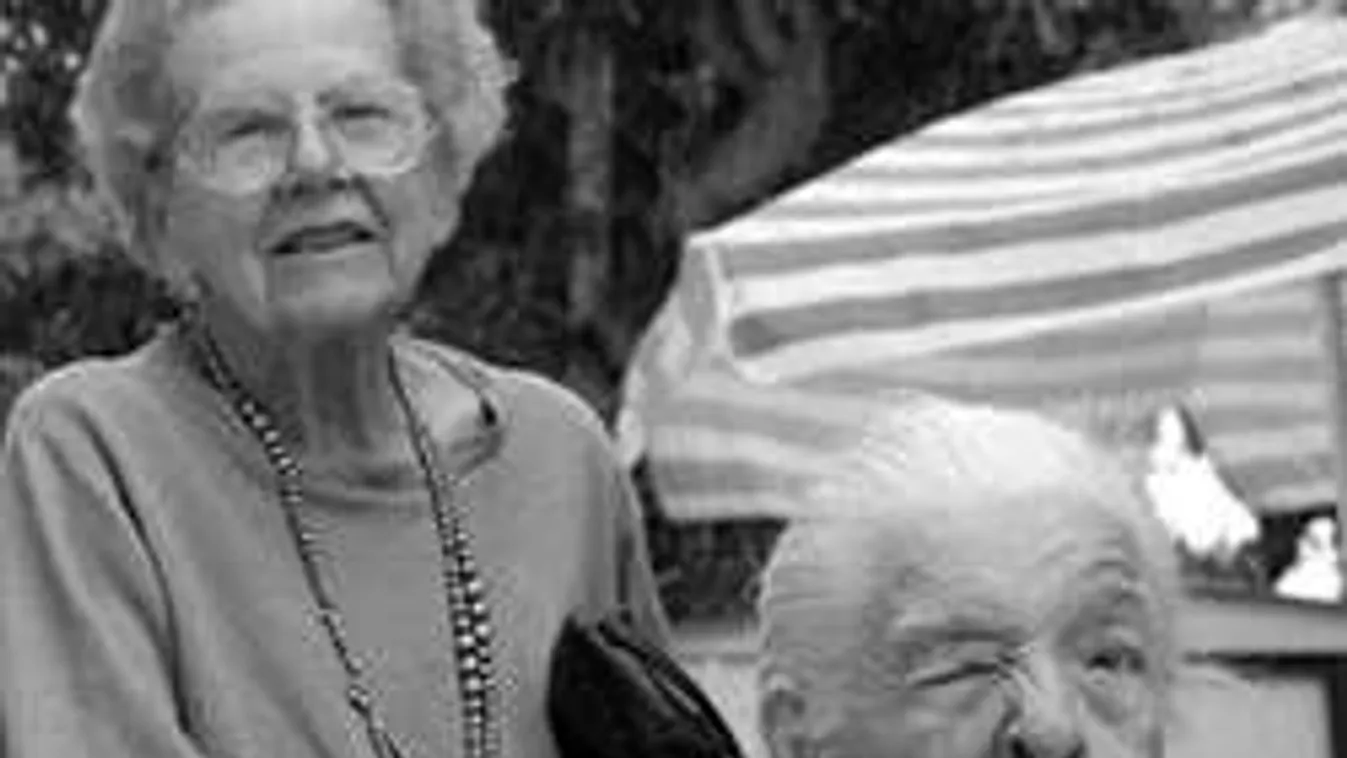 62 éves nagyi rabolt pénztárcát Dombóváron!