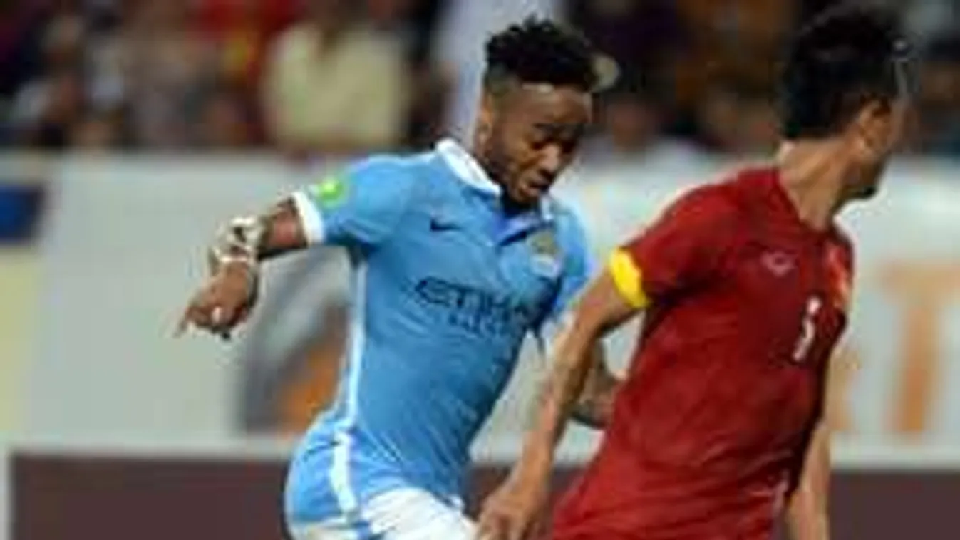 Átnéztek rajta a sztárok, felgyújtotta a meccsjegyeket - videó