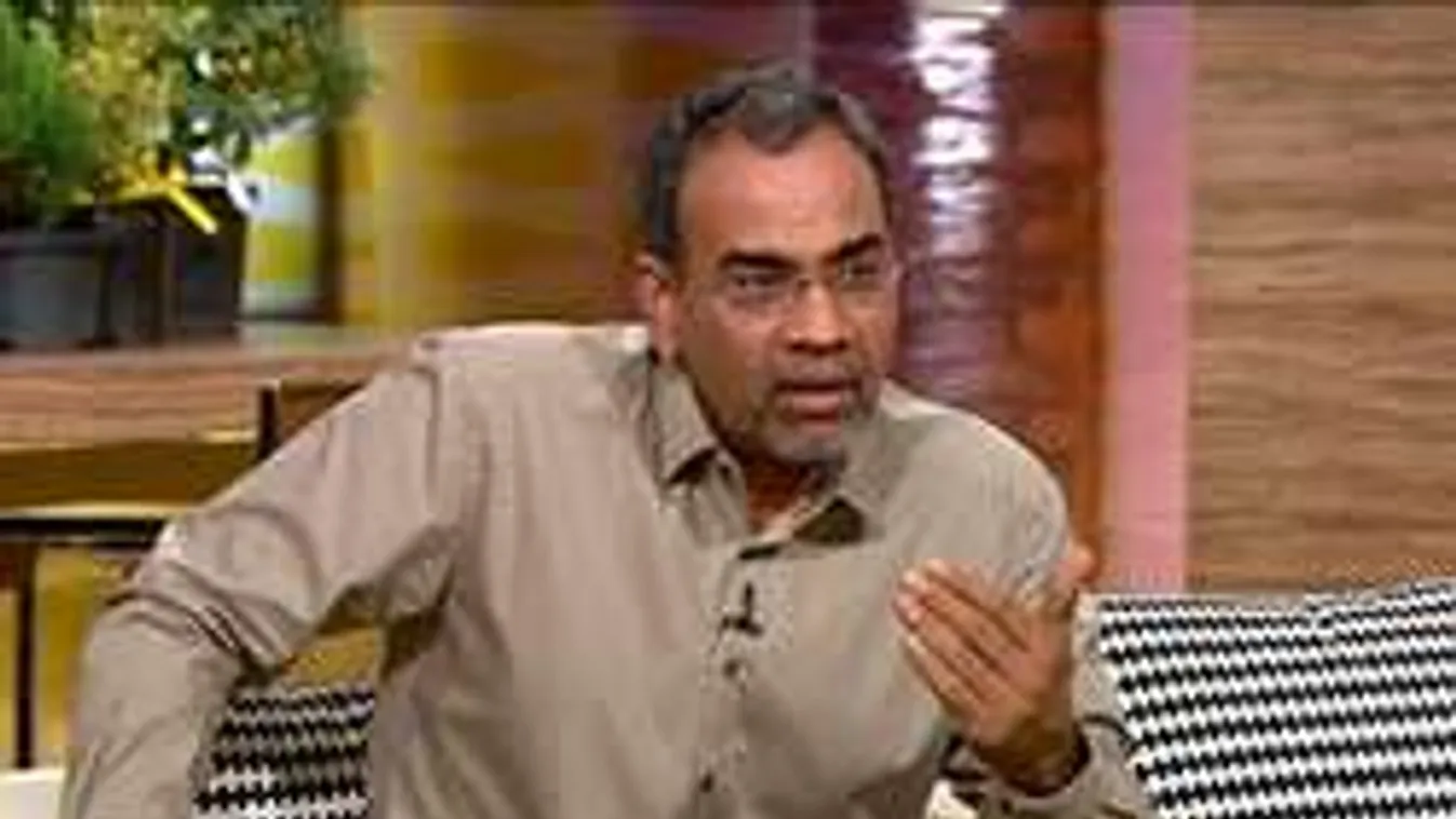 Még a szelfizést is képes elrontani a TV2 műsorvezetője