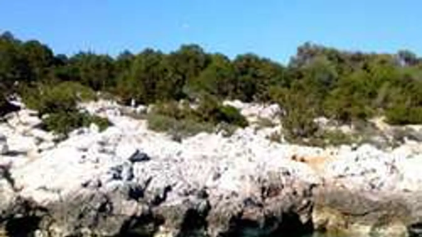 Johnny Deppnek már van ! Világsztárok vásárolják fel az eladásra szánt görög szigeteket