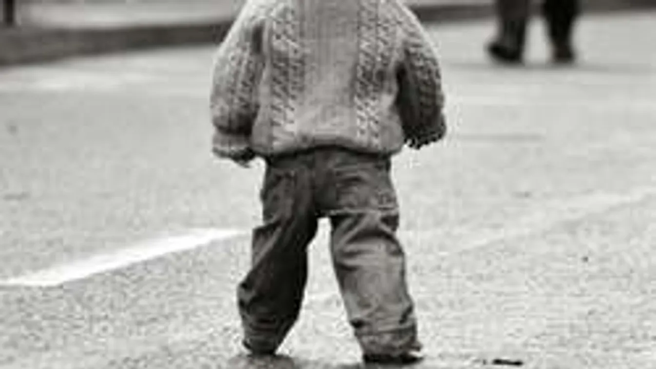 Régen nem látott gyerekeit keresi Facebookon a nagybeteg magyar férfi