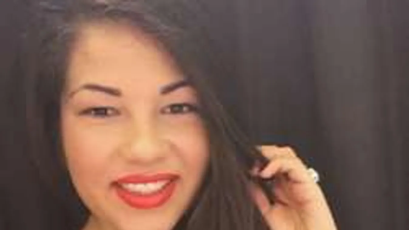 Dögös fürdőruhában provokál a luxusszállóban Gáspár Evelin - Fotó