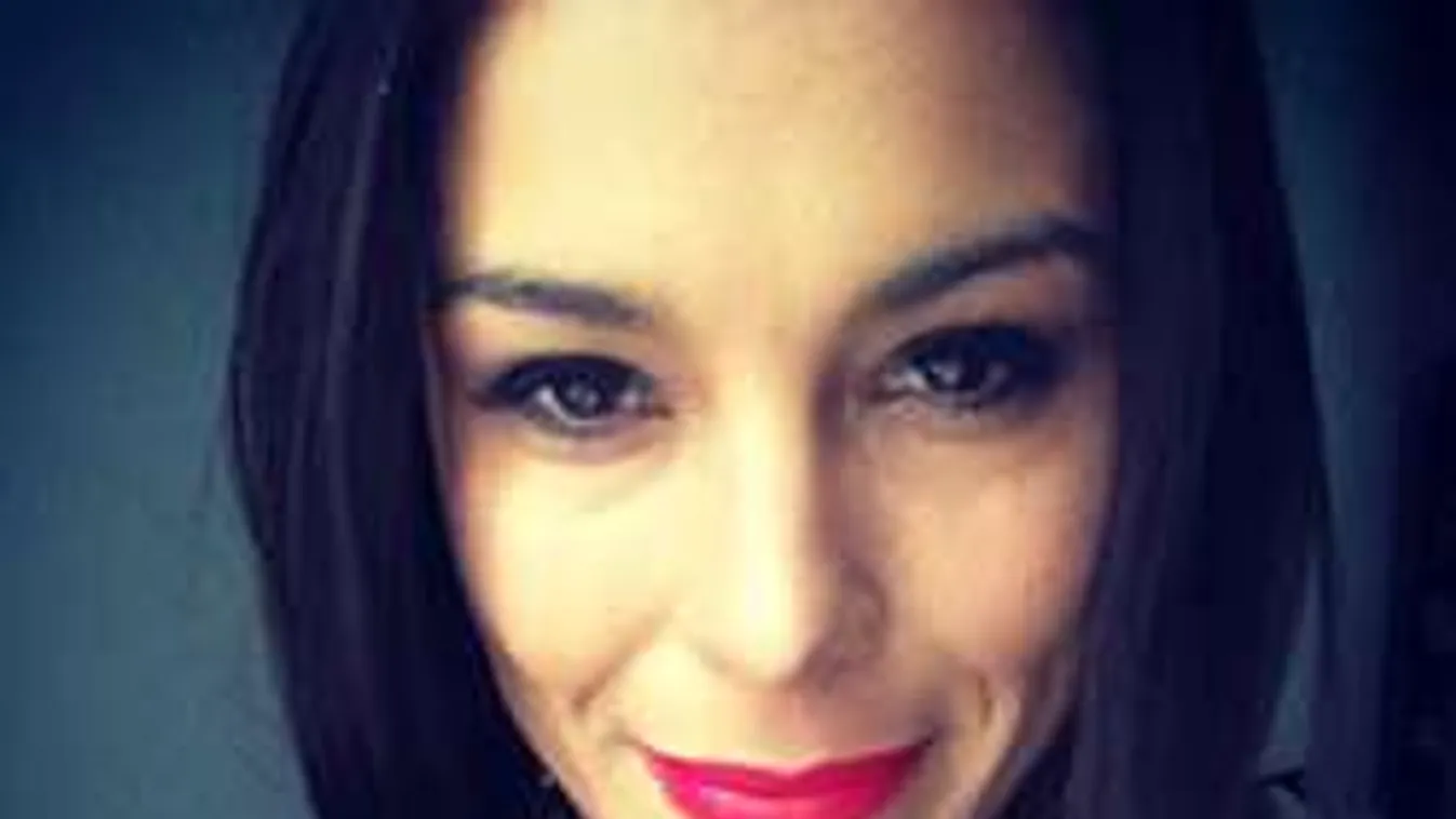 Megmutatta bombázó édesanyját az RTL Klub szexi sztárja - Fotók