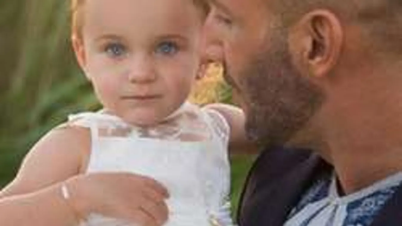 Berki kislánya a floridai játszótéren hódít