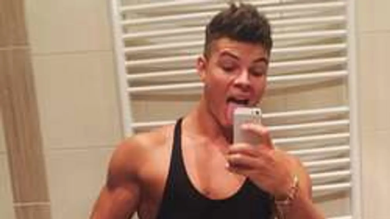 Elkészült a legbizarrabb, meztelen  karácsonyi magyar celebfotó