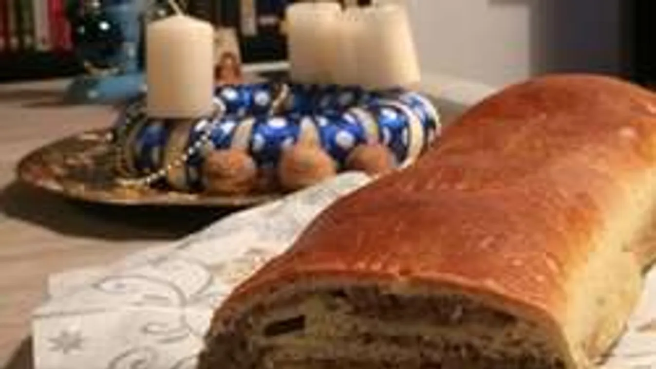 Próbáltad már a mogyorós bejglit? Ha még nem, akkor idesüss!