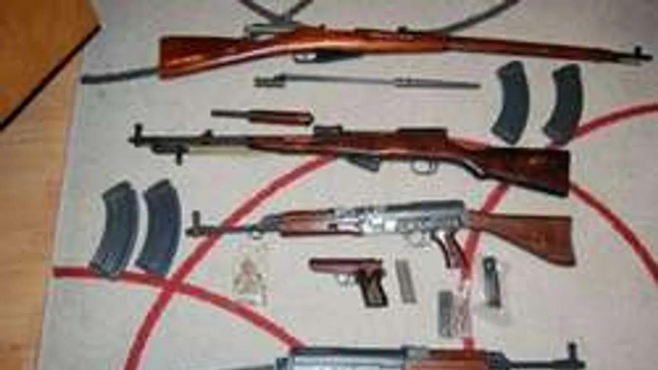 Fegyverarzenált találtak a rendőrök egy szlovák férfinél Magyarországon