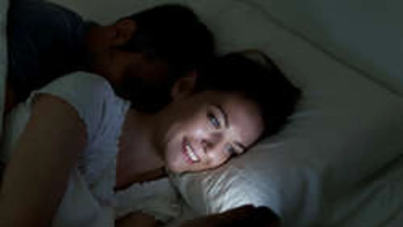 Ez történik, ha a mobiltelefonodat használod ébresztőnek