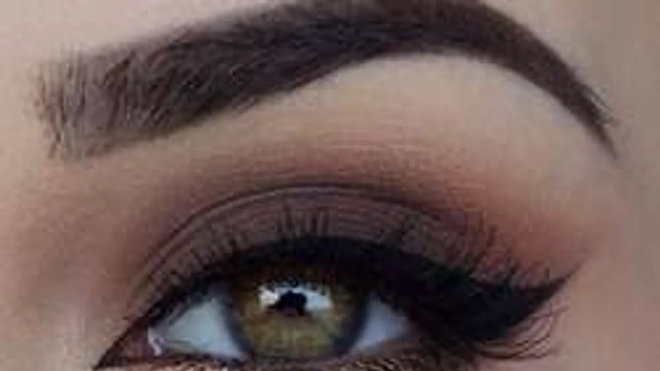 Így lesz azonnal szebb a szemöldököd!