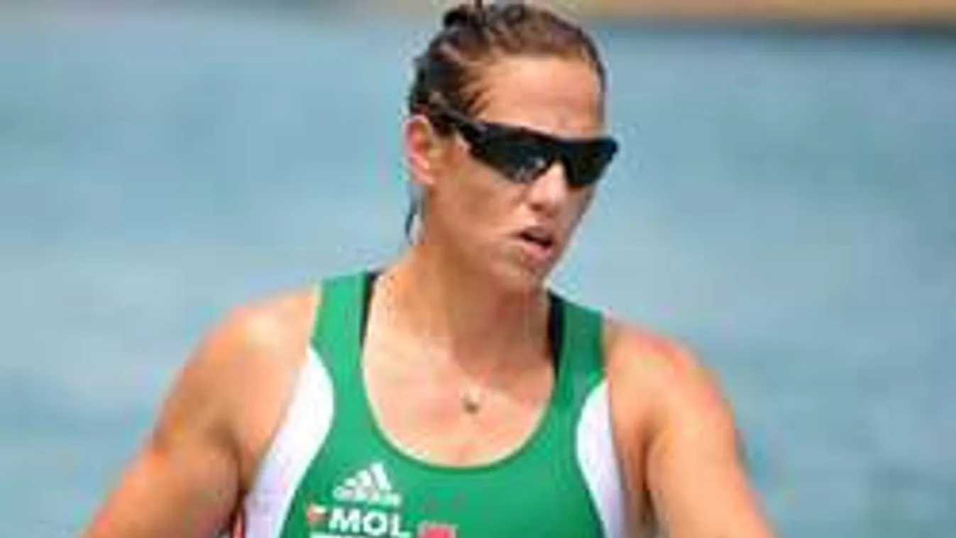 Delfinek és cápák közt edz az olimpiai bajnokunk