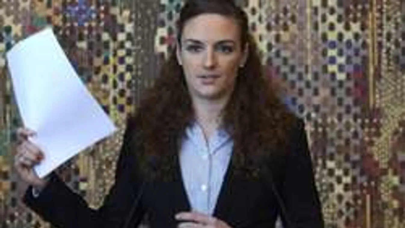 Miért hallgatsz, Katinka?