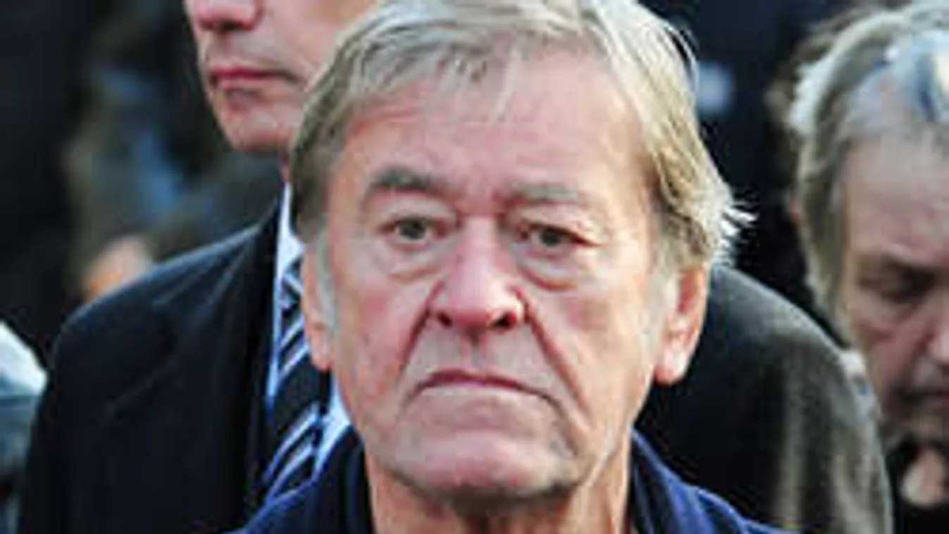 Koós János megrendítő titka: Mindennap sírok!