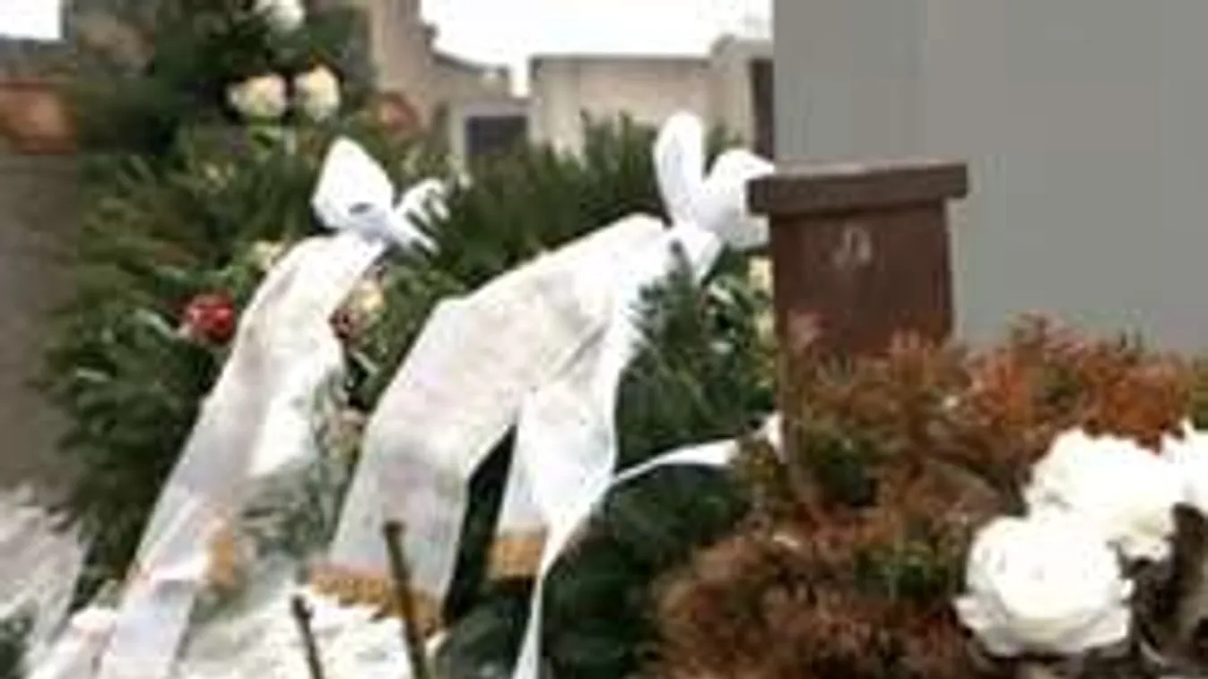 Megrázó temetés: más halottra cserélték a nagypapát Miklósfán