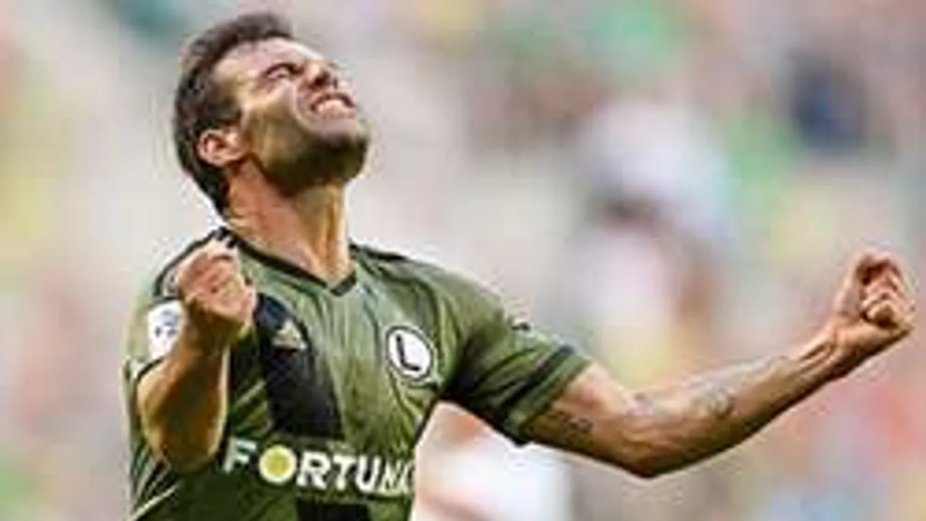 Ez a magyar focista bizonyított: idegenlégiósként ő lett az ország legjobbja!