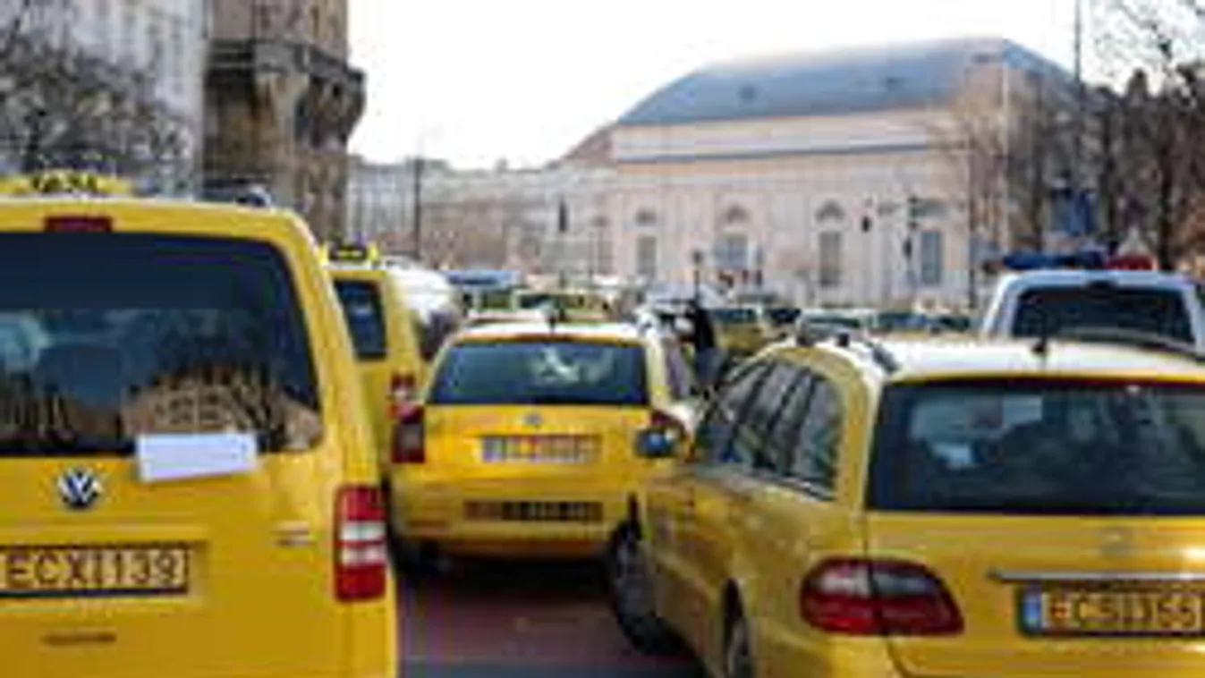 Van, ahol megtűrik, van, ahol börtön jár érte. Európai Uber-körkép!