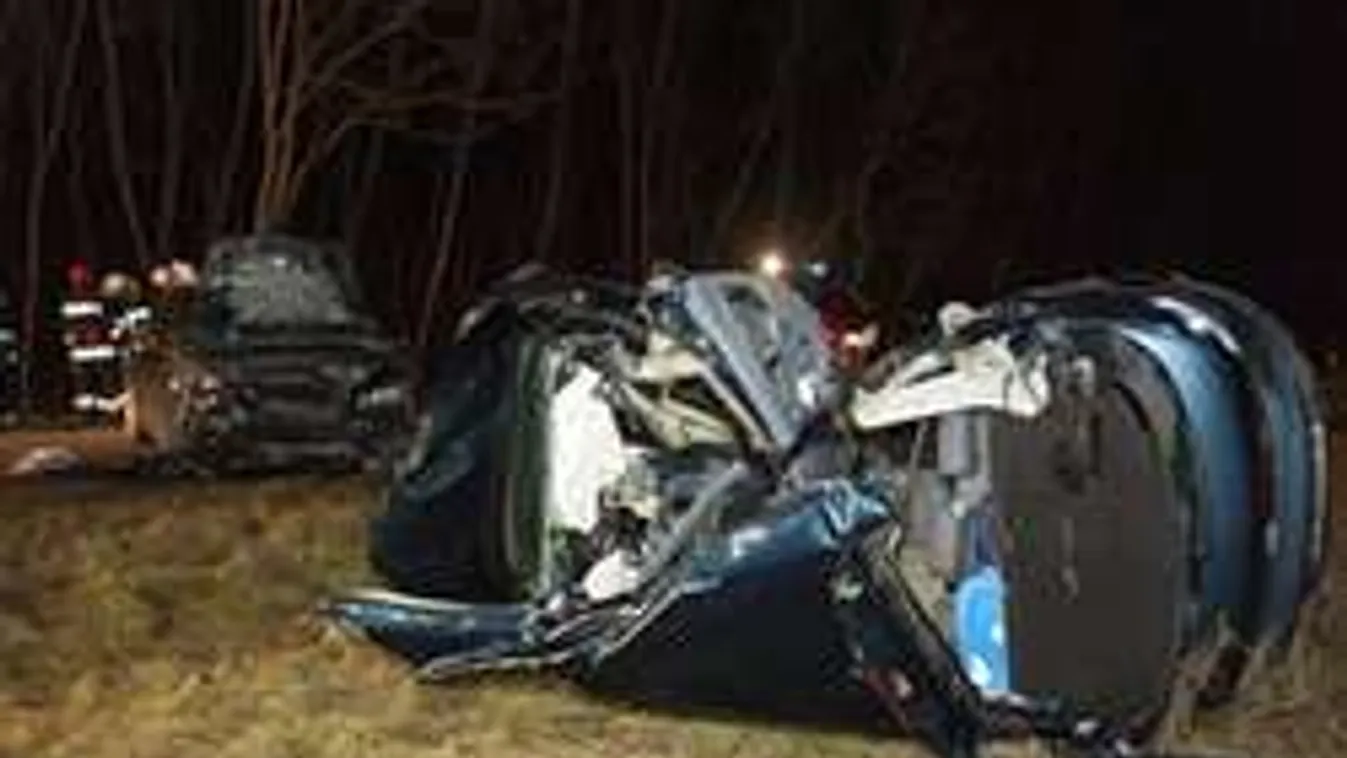 Sokkoló fotók a négyes karambolról, hárman haltak meg a Seatban