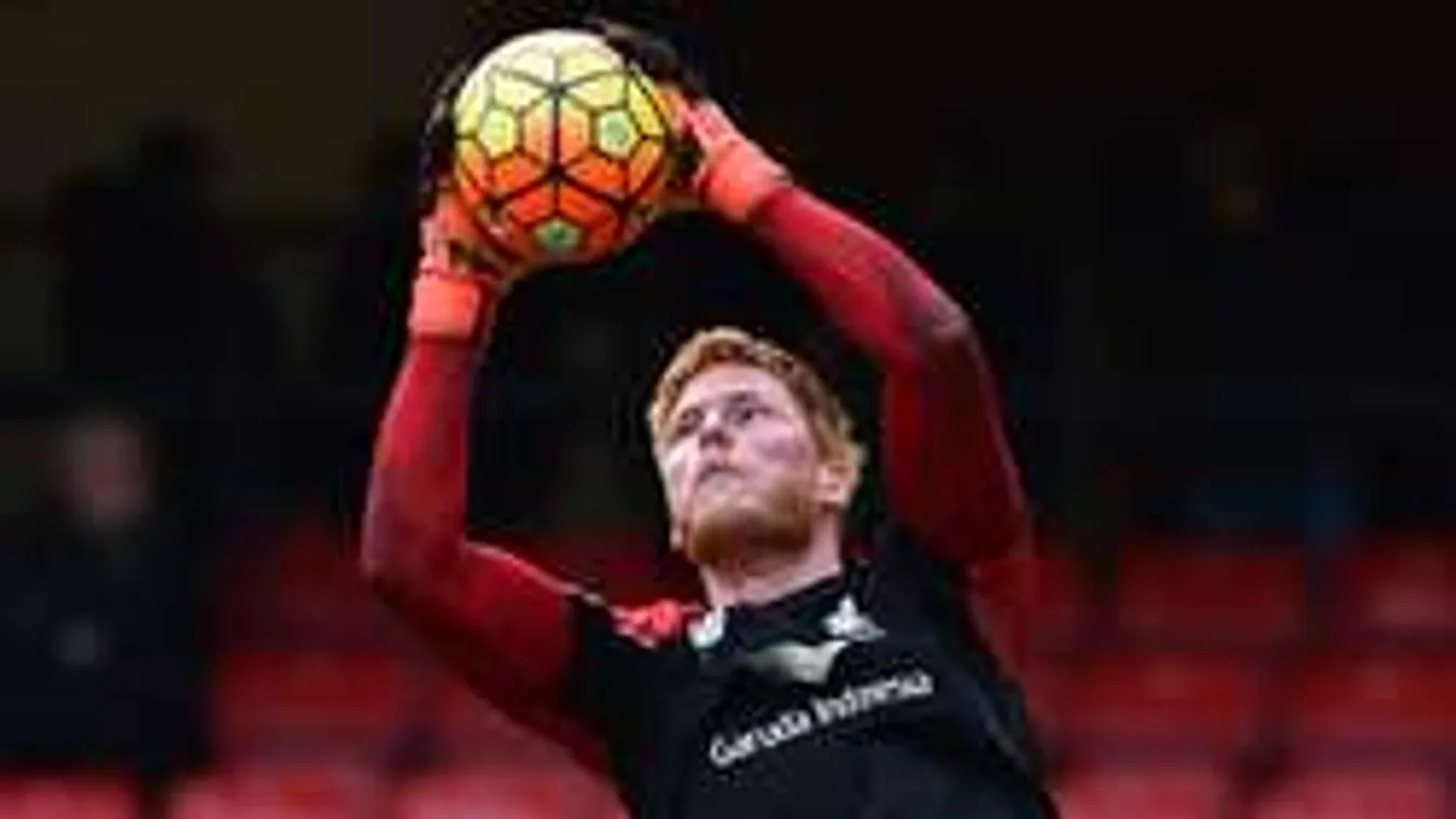 Rossz hírt kapott, elbukja az Eb-t a magyar válogatott kapusa?