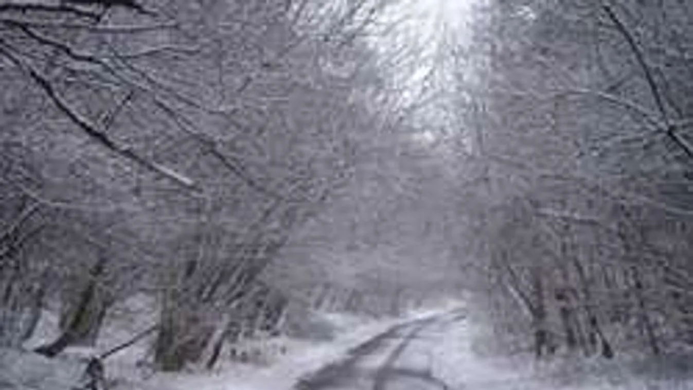 Hófúvás, hóakadály, ónos eső, havas eső: Ez a mai választék!