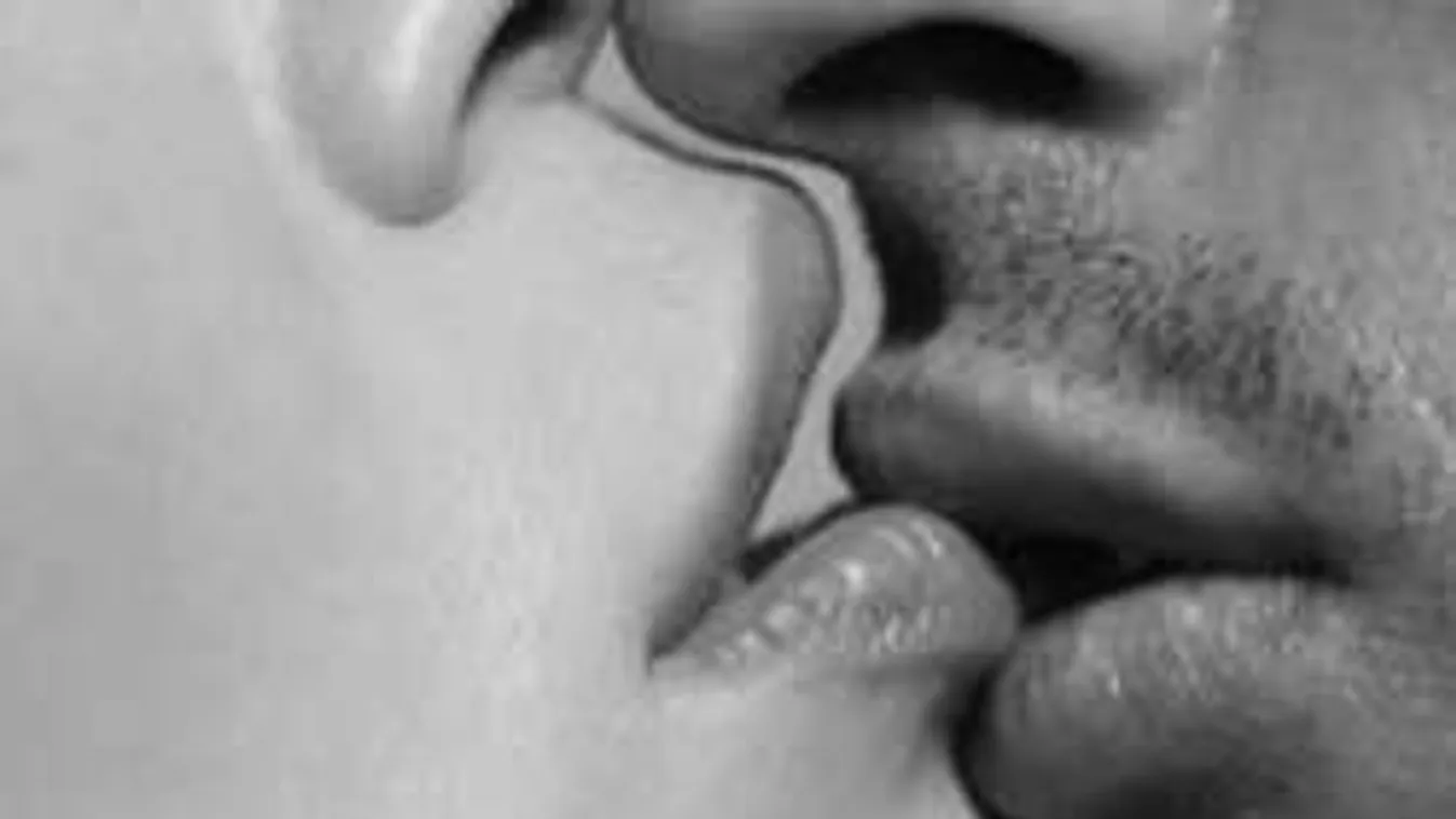 7 tipp, hogy úgy csókolj, soha ne felejtsen el!