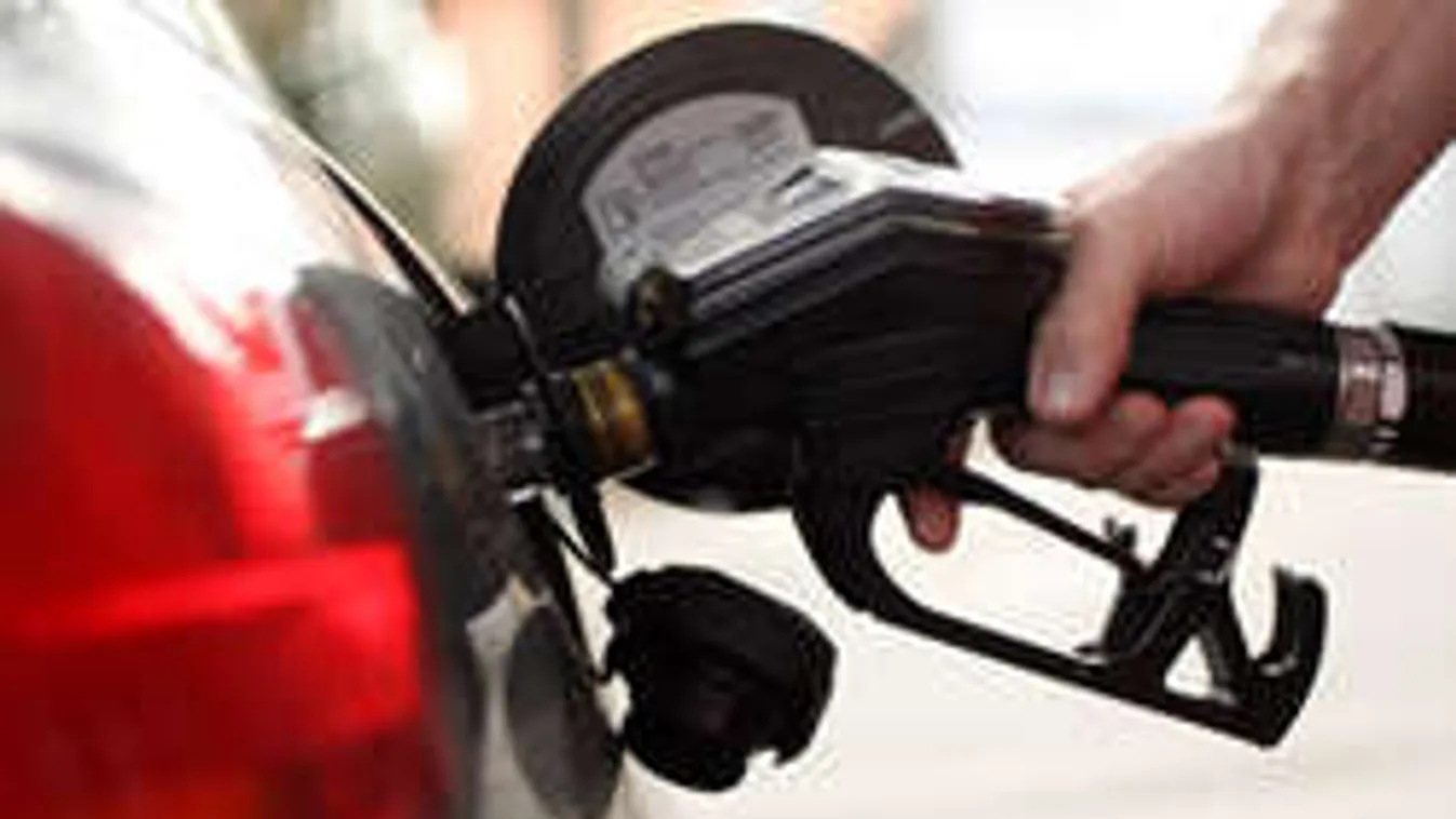 Megverte férjét a benzinkútnál felejtett nő!