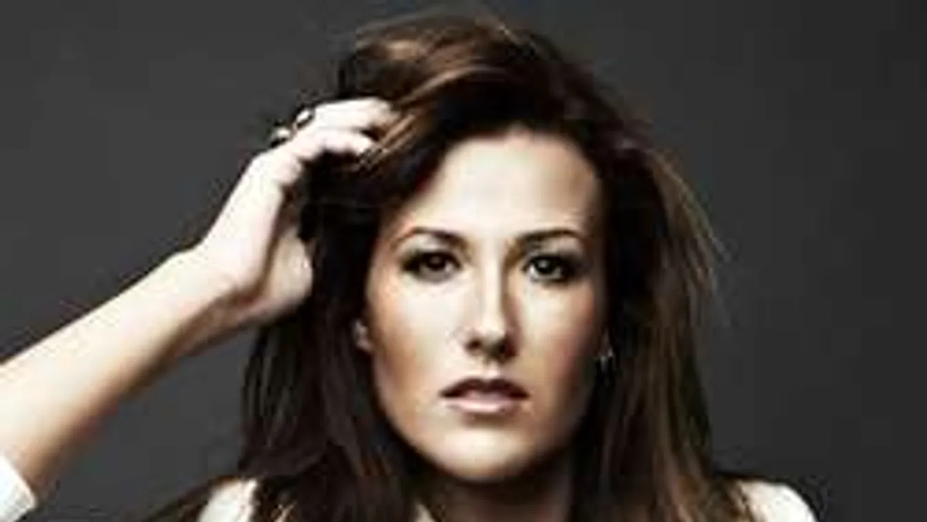 Nem szülhetett természetes úton Janicsák Veca