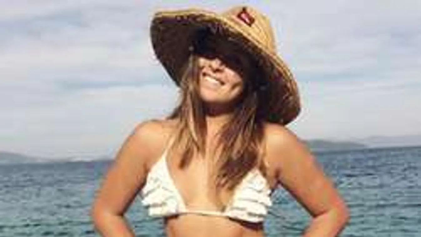 Szexi hölggyé cseperedett a világsztár lánya - fotók