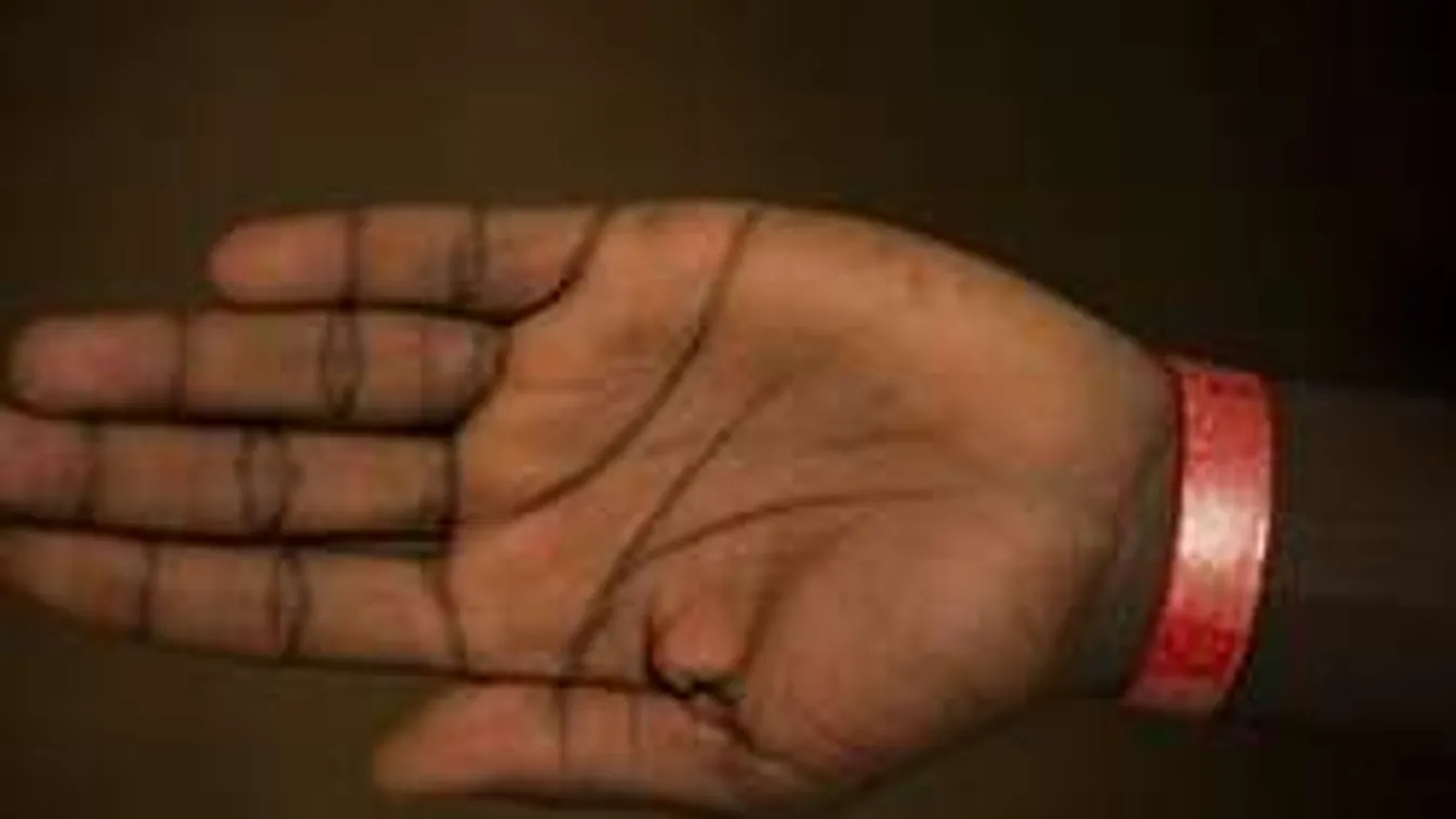 Mint a sárga csillag! Megbélyegzik a migránsokat Nagy-Britanniában!