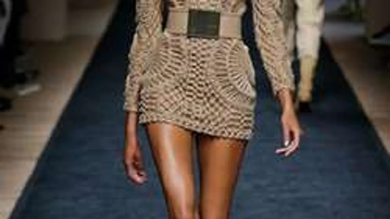 Vége a zord önmegtartóztatásnak! Tavasszal szexi villantással robbantanak a nők