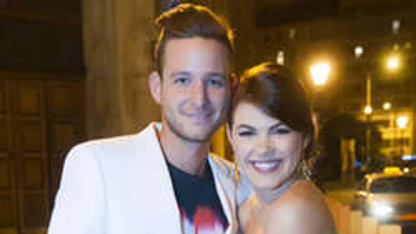 Megható és különleges módon tudták meg babájuk nemét Csobot Adélék