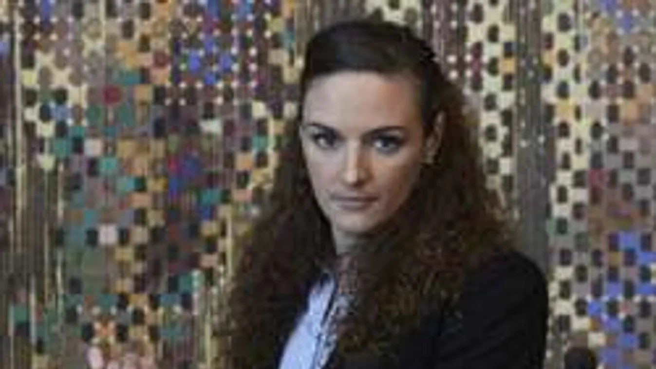 Katinka, kérj bocsánatot Laci bácsitól!