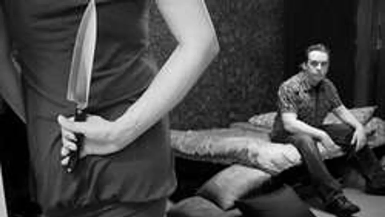 Búcsúszex közben késelte meg barátját a kecskeméti lány