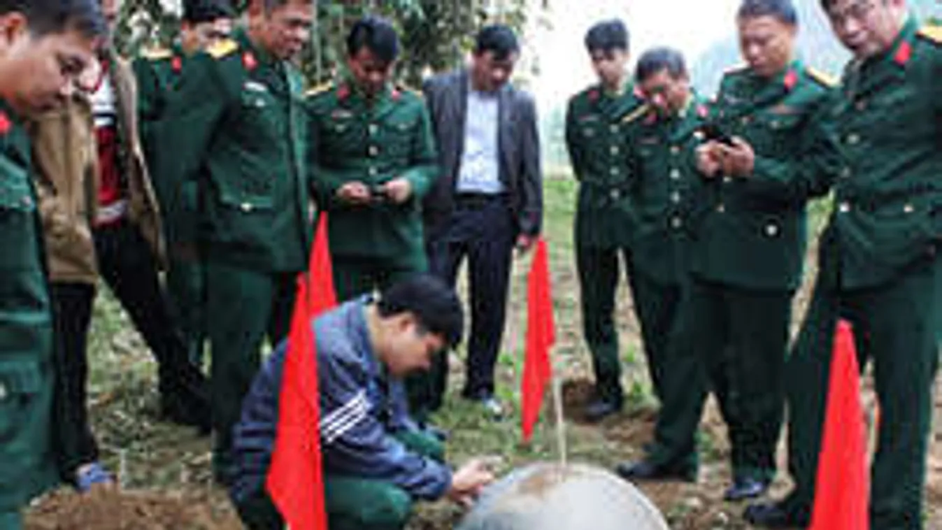 Rejtélyes tárgyak hullottak az égből a Vietnamban!