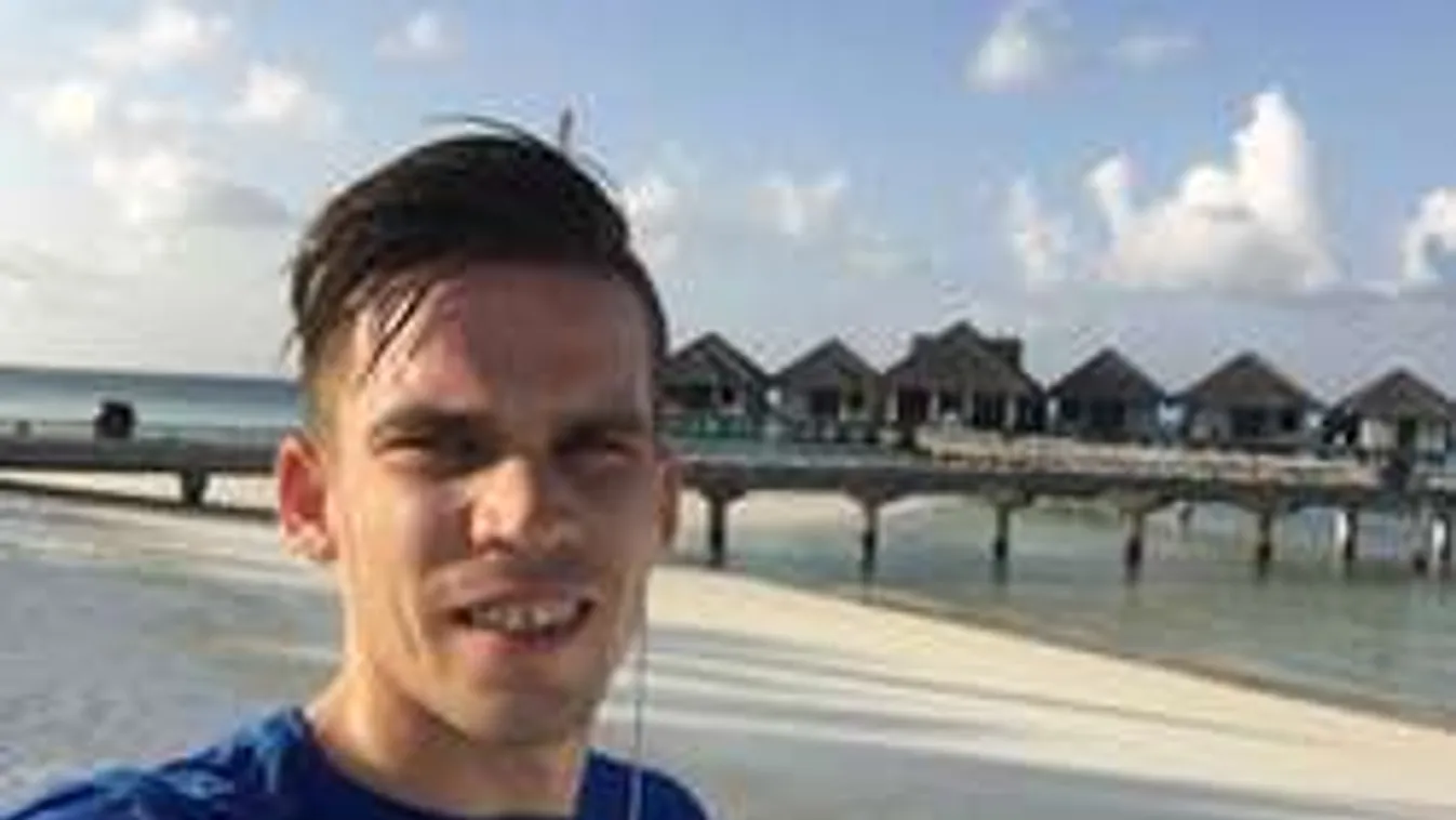 Jár a 10-es osztályzat válogatott focistánk szexi barátnőjének - fotó