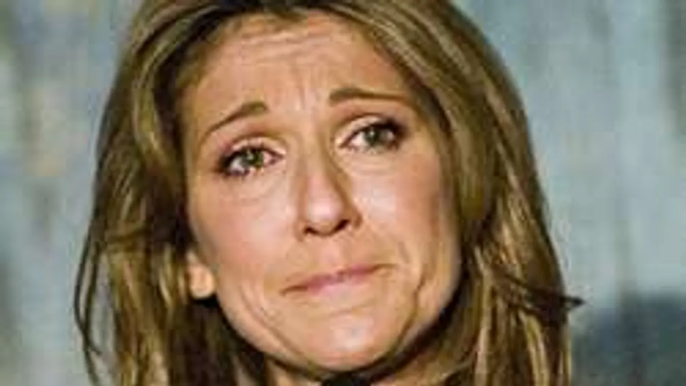 Képtelen a munkára a gyásztól összetört Céline Dion