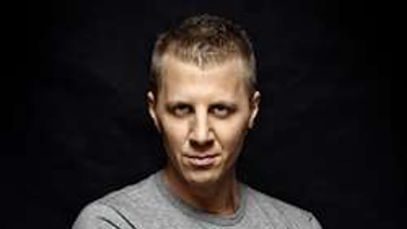 Feszült volt apja halála miatt a barátnőjével szakító Zámbó Krisztián