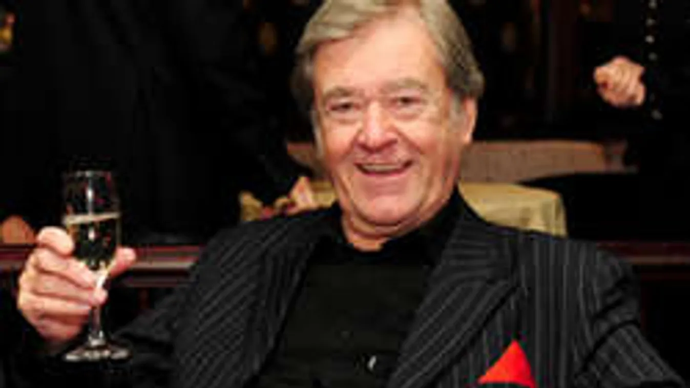 Alkohollal őrzi egészségét Koós János