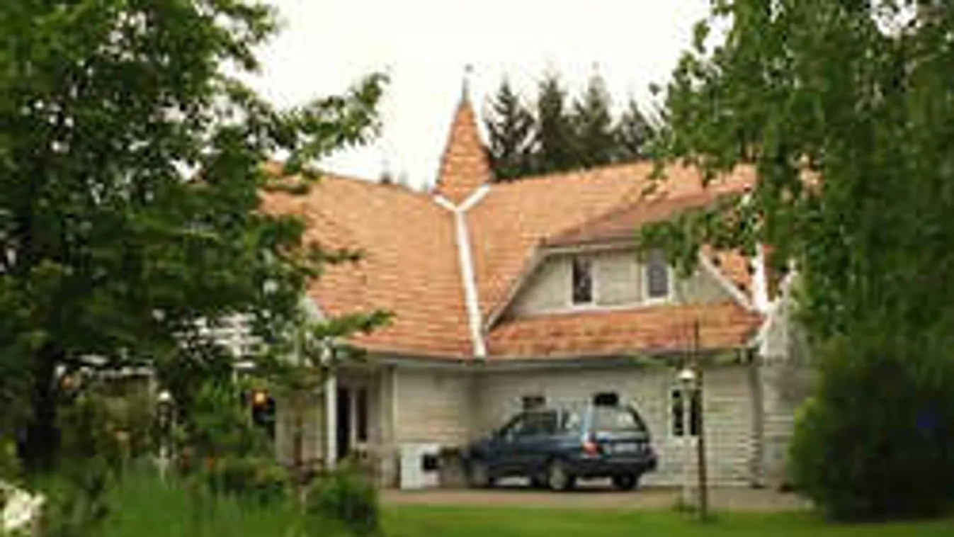 Ebbe a luxusotthonba ment haza Lajcsi a cellából