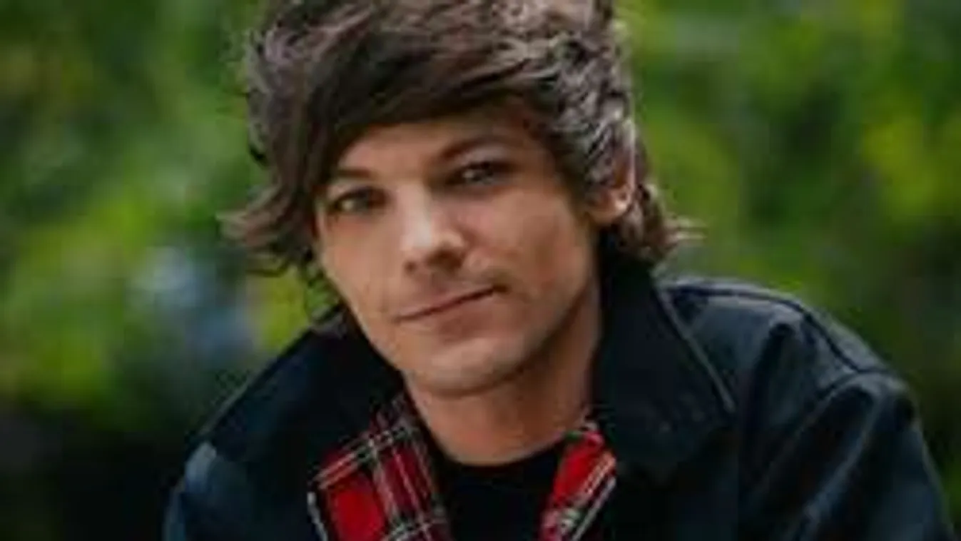 Kínos botrányba keveredett a nőfaló sztárénekes