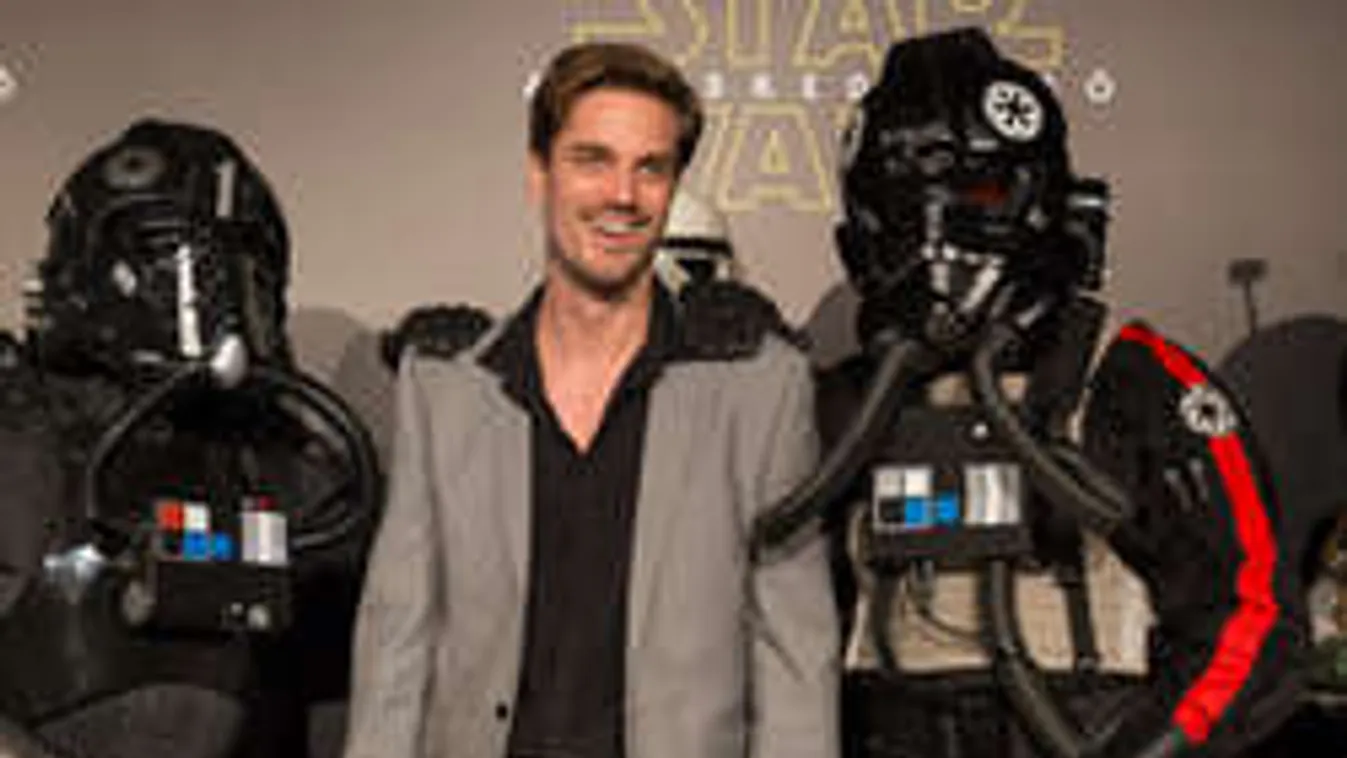 Gyönyörű nő a Barátok közt sztárjának menyasszonya - Fotó