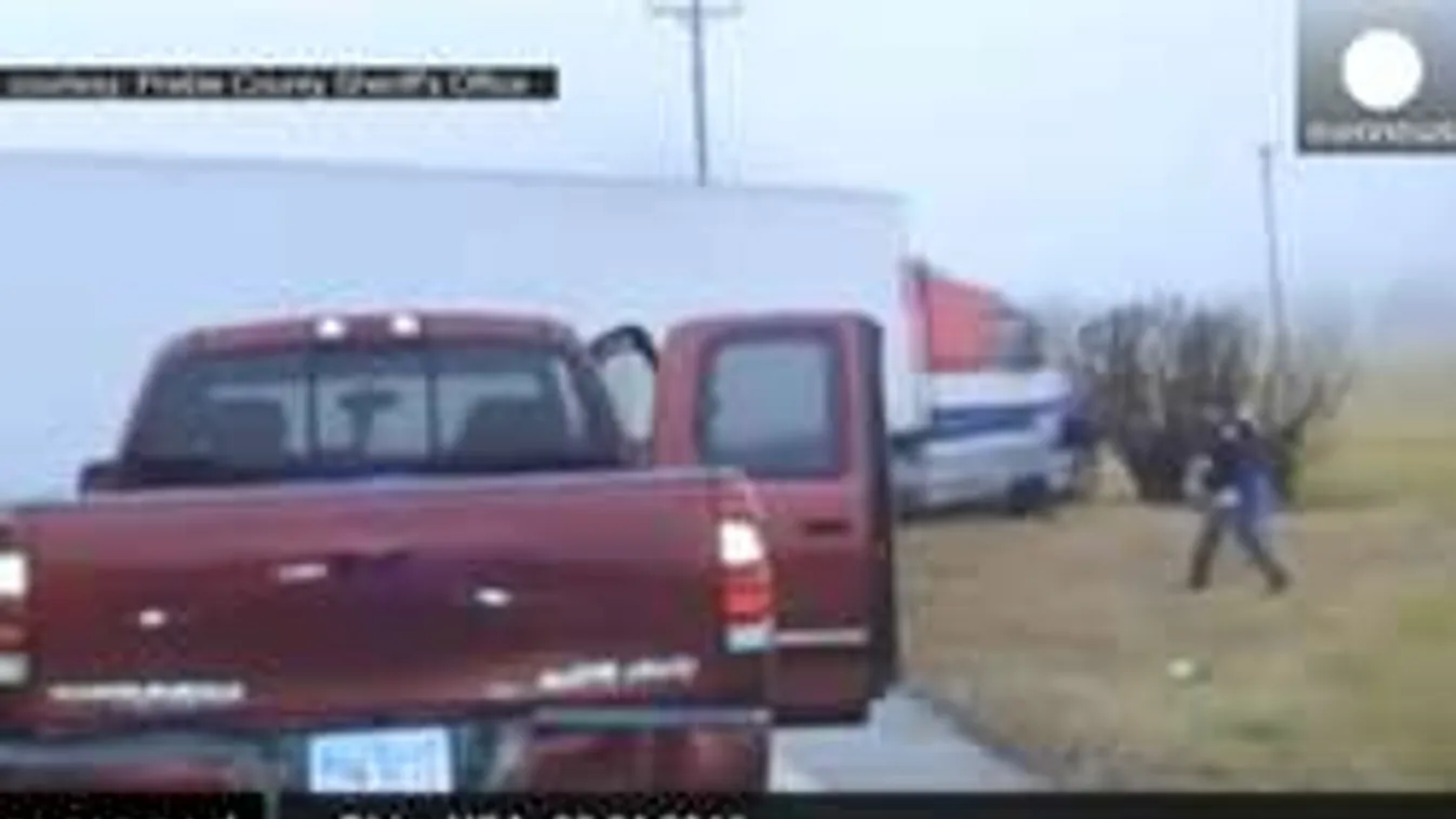 Hihetetlen, hogy túlélte a járőr ezt a brutális balesetet! - Videó