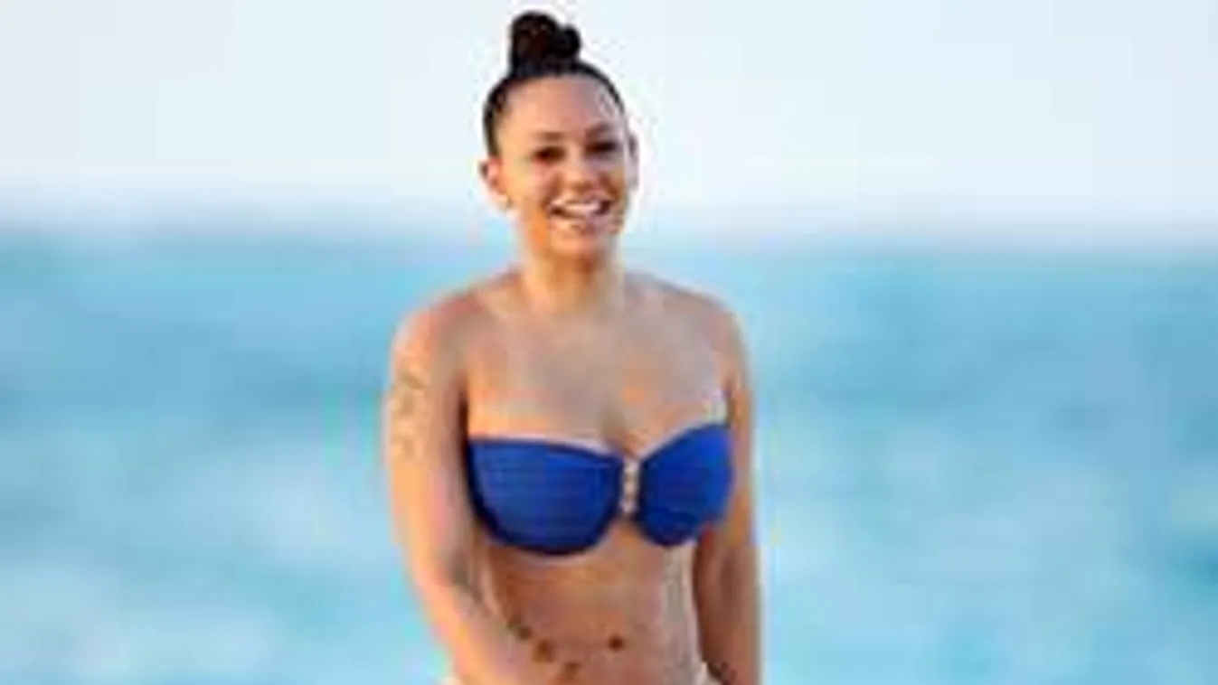 Kínos: Strandolás közben villantott feneket a Spice Girl - Fotó