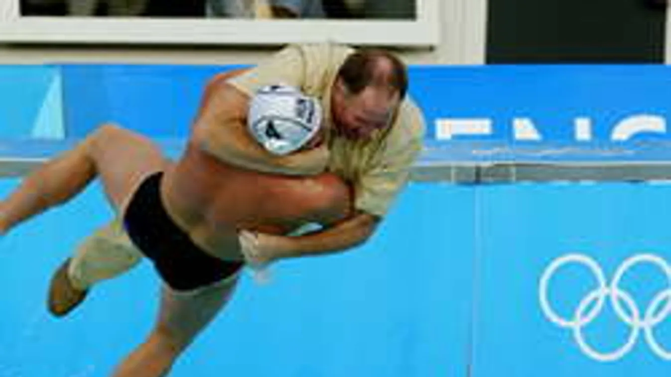 Kemény Dénes megnősül, elveszi 20 évvel fiatalabb barátnőjét!