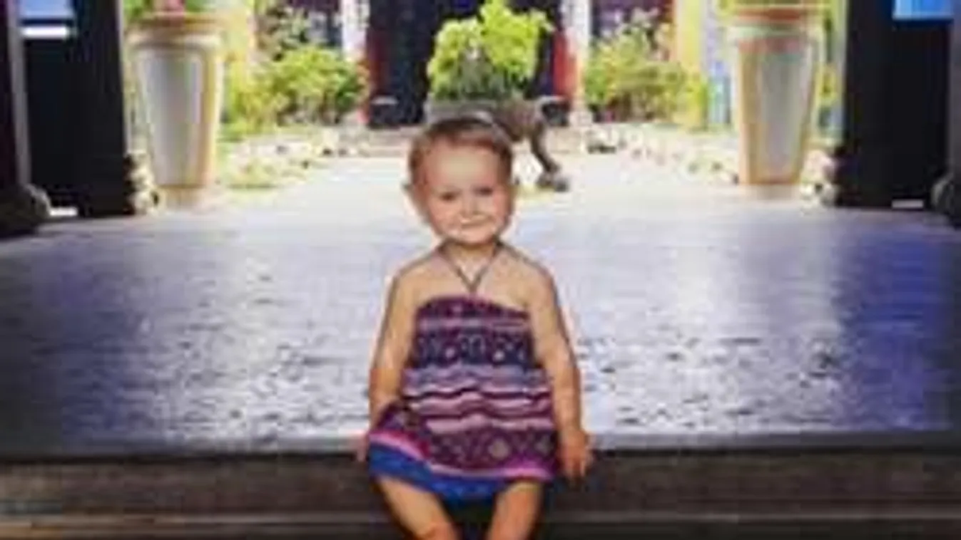 Õ a legfiatalabb világutazó! 10 hónapos, és már minden földrészt bejárt!