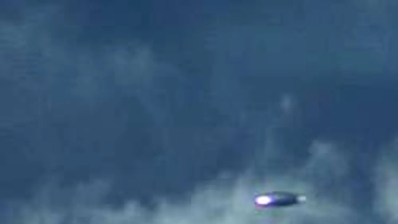 Hatalmas ufók szálltak meg három orosz várost! - videó