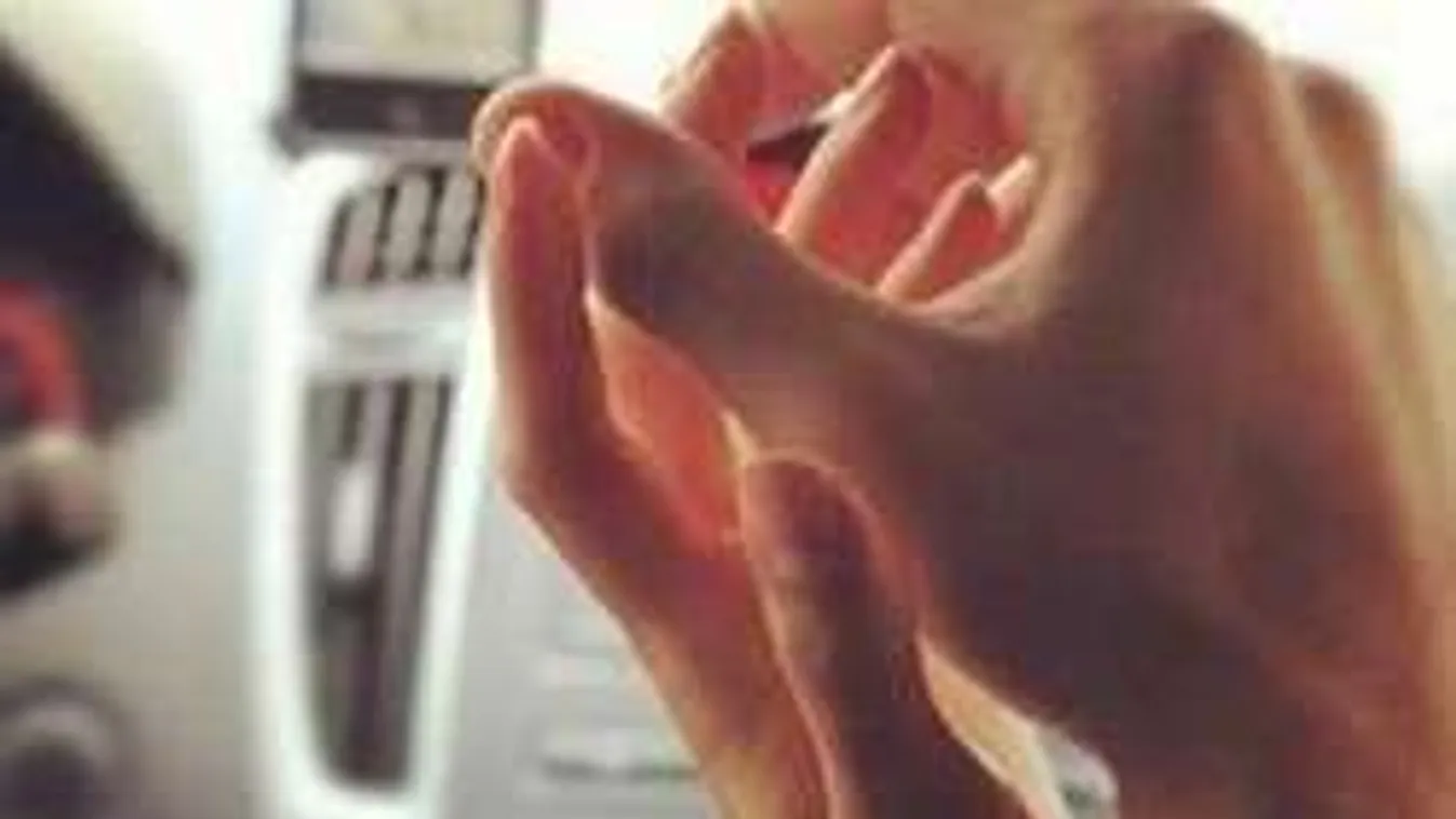 Ezeken a munkahelyeken szövődik a legtöbb munkahelyi szerelem!