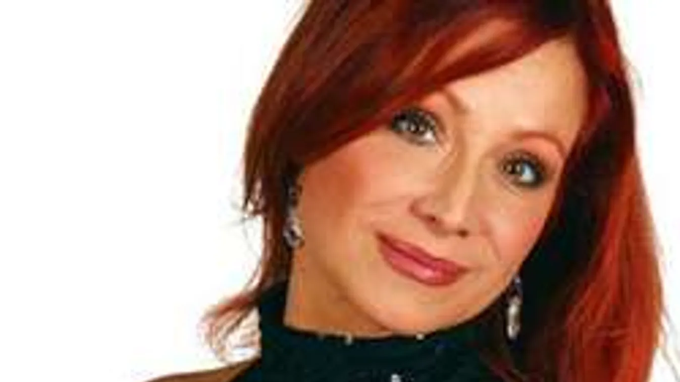 Koromfekete gésahajra váltott Détár Enikő! Rátalált az új szerelem?