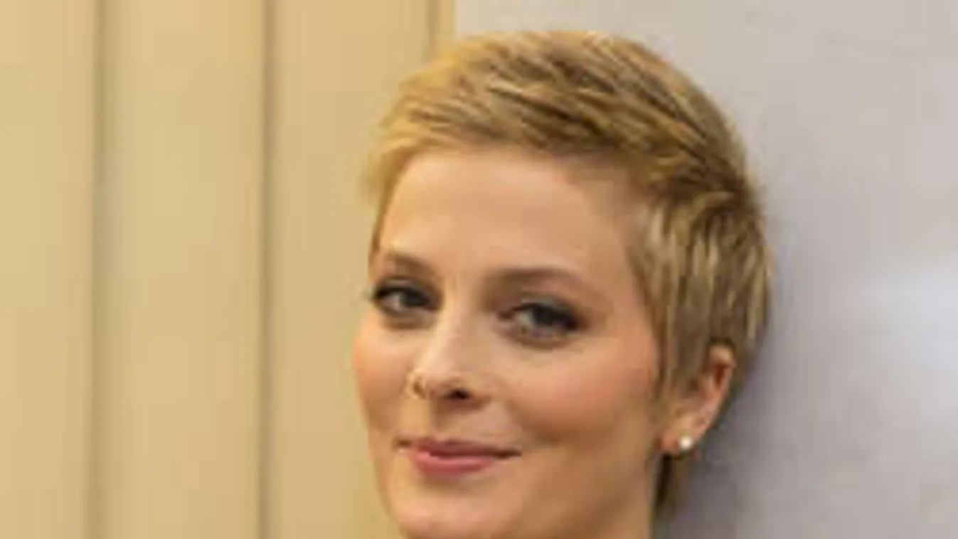 Váratlan fordulat: Tatár Csilla hirtelen a netezők kedvence lett