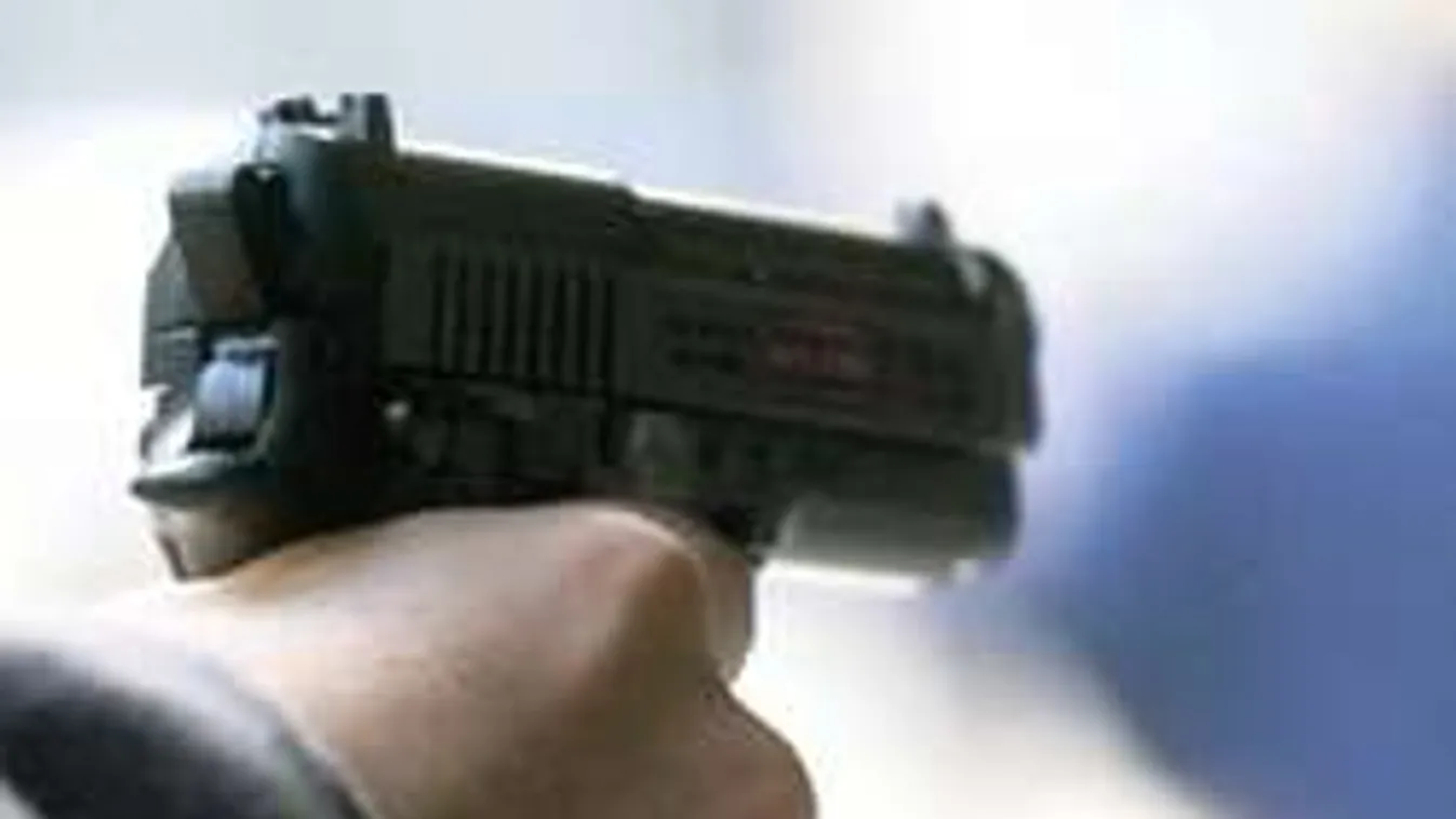 Kiakadt a magyar zenész, töltött pisztollyal várták tárgyalni