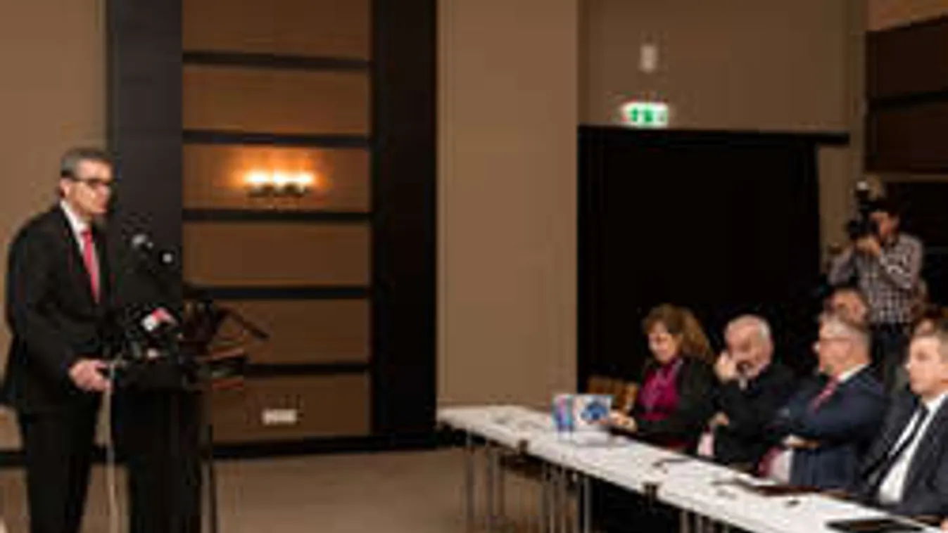 Kongresszusi központtal csábítjuk a jól fizető turistákat