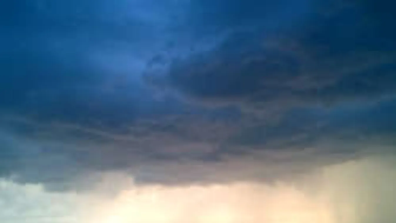 Kettévágja az országot a front. A mai időjárásba biztos beleszédülsz